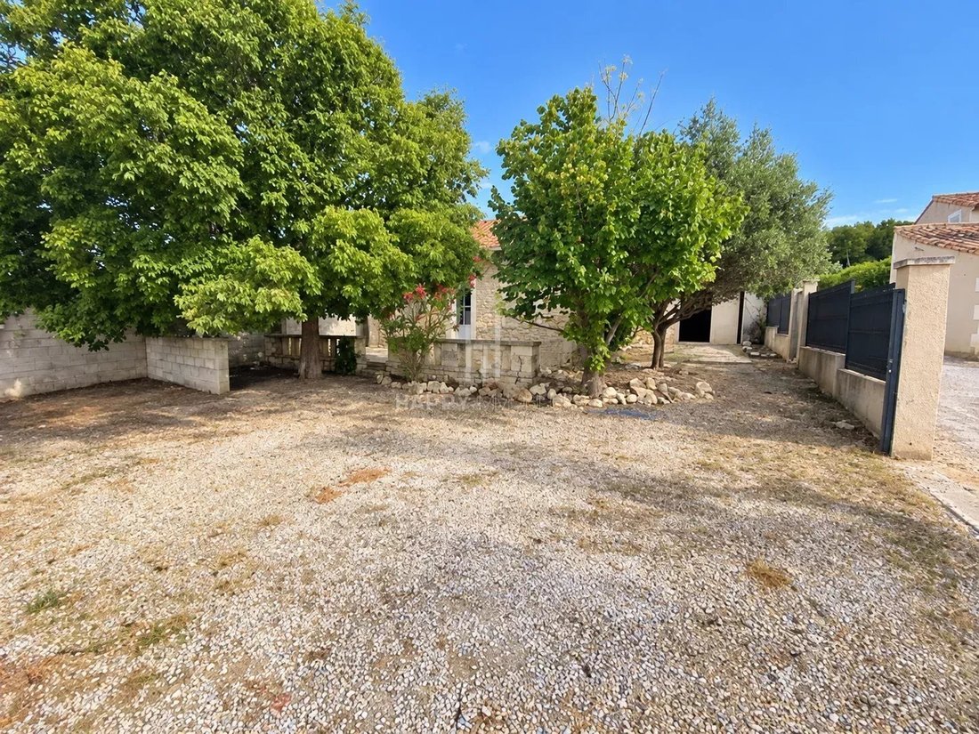 House in Paradou, Provence-Alpes-Côte d'Azur, France 2 - 18907537