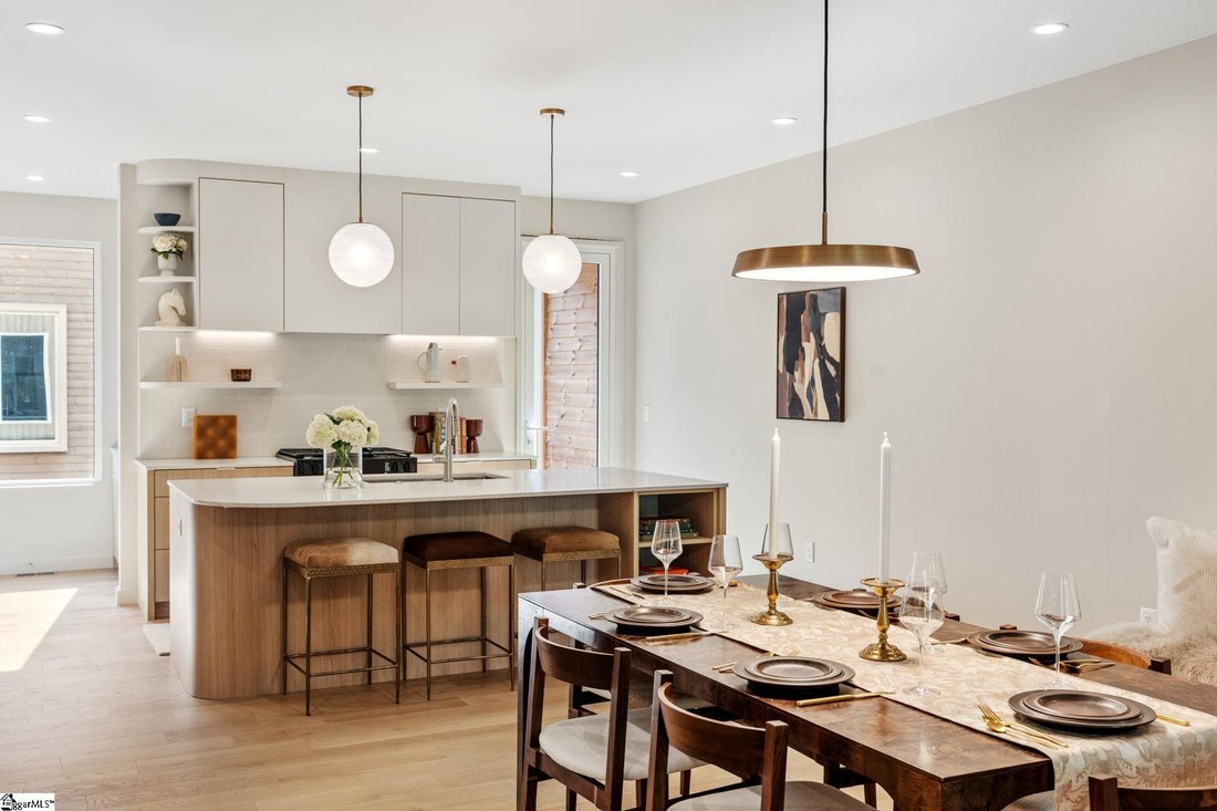 Townhouse in Greenville, South Carolina, United States 2 - 18908842