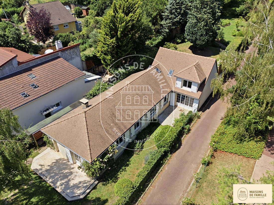 Villa en Mareil-Marly, Isla de Francia, Francia 1 - 18914767