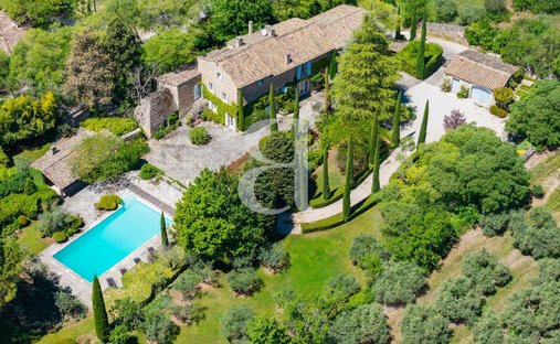 Landhaus in Gordes, Provence-Alpes-Côte d'Azur, Frankreich 1