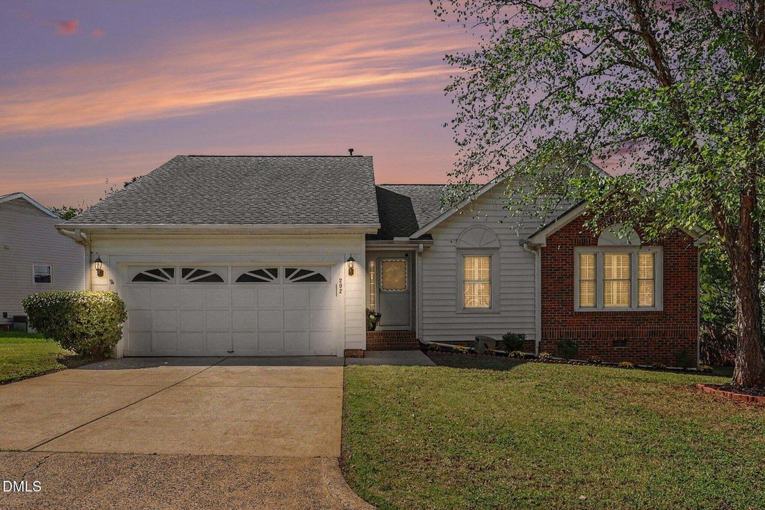 House in Cary, North Carolina, United States 1 - 18909695