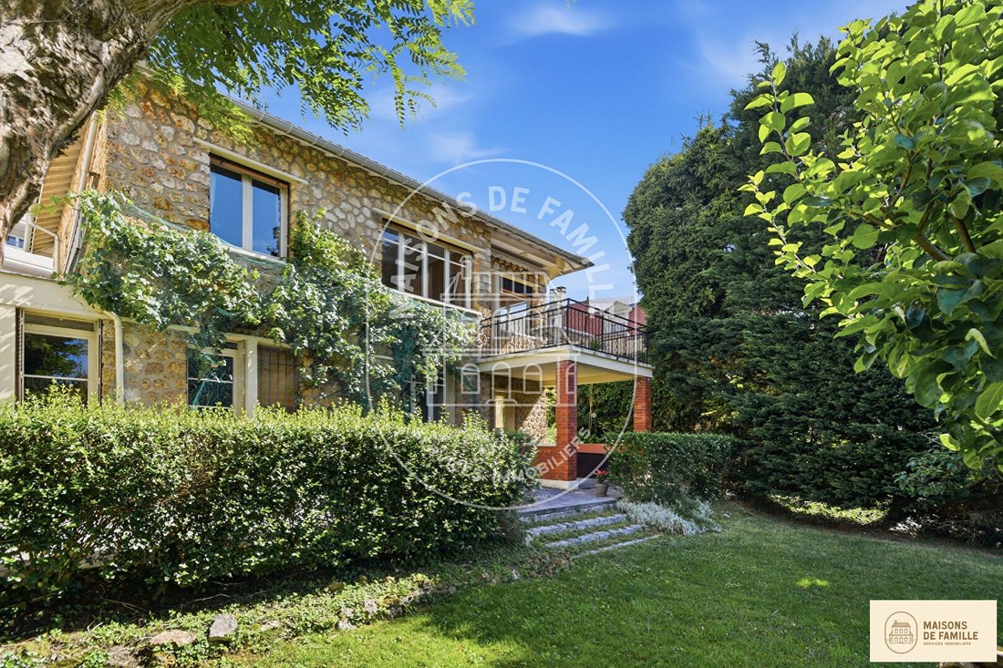 Villa in Porte Jaune, Garches, France 2 - 18914748