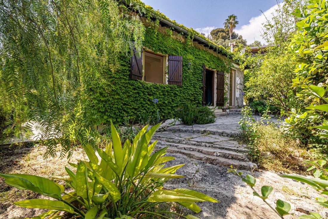 Haus in Menton, Provence-Alpes-Côte d'Azur, Frankreich 1 - 18907351