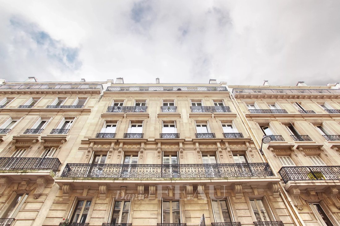 Apartment in Saint Placide, Paris 6e Arrondissement, Paris 4 - 18905623