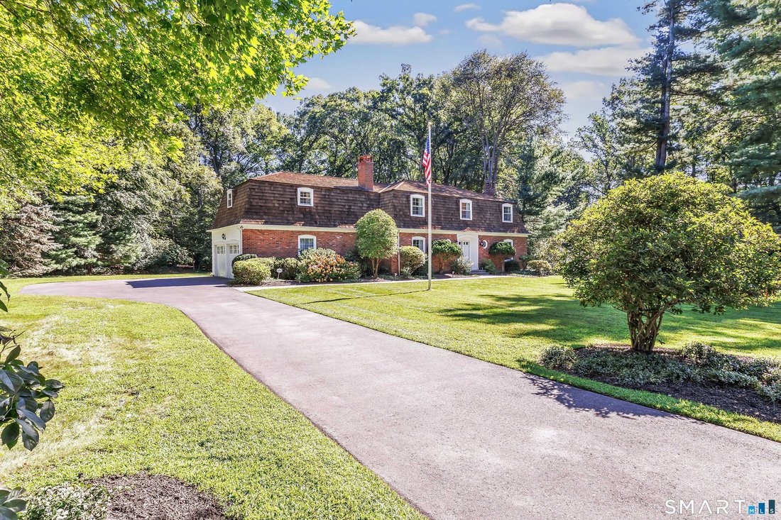 House in Trumbull, Connecticut, United States 2 - 18912730