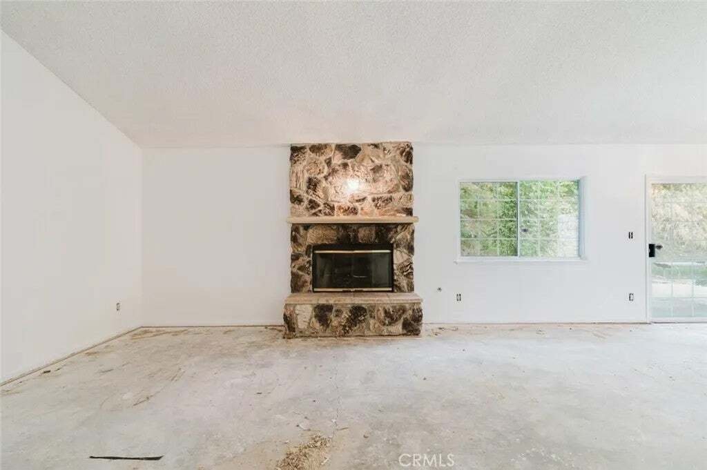 House in West Hills, California, United States 5 - 18910182