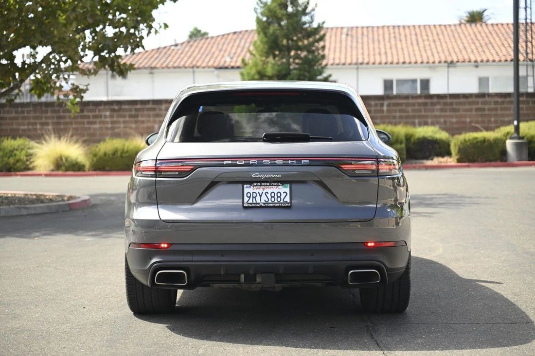 Suv in Sacramento, CA, United States 5 - 18914555