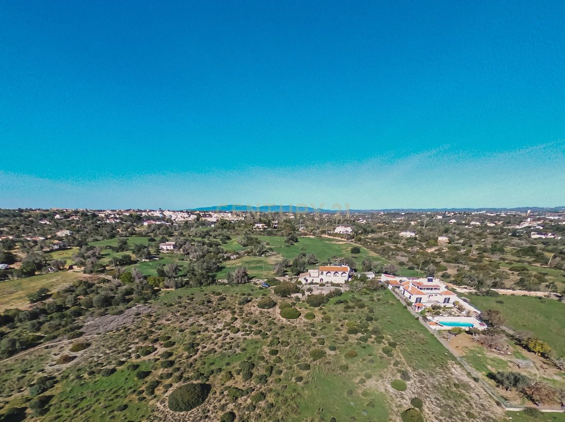 Rancho en Armação de Pêra, Algarve, Portugal 5 - 13644739