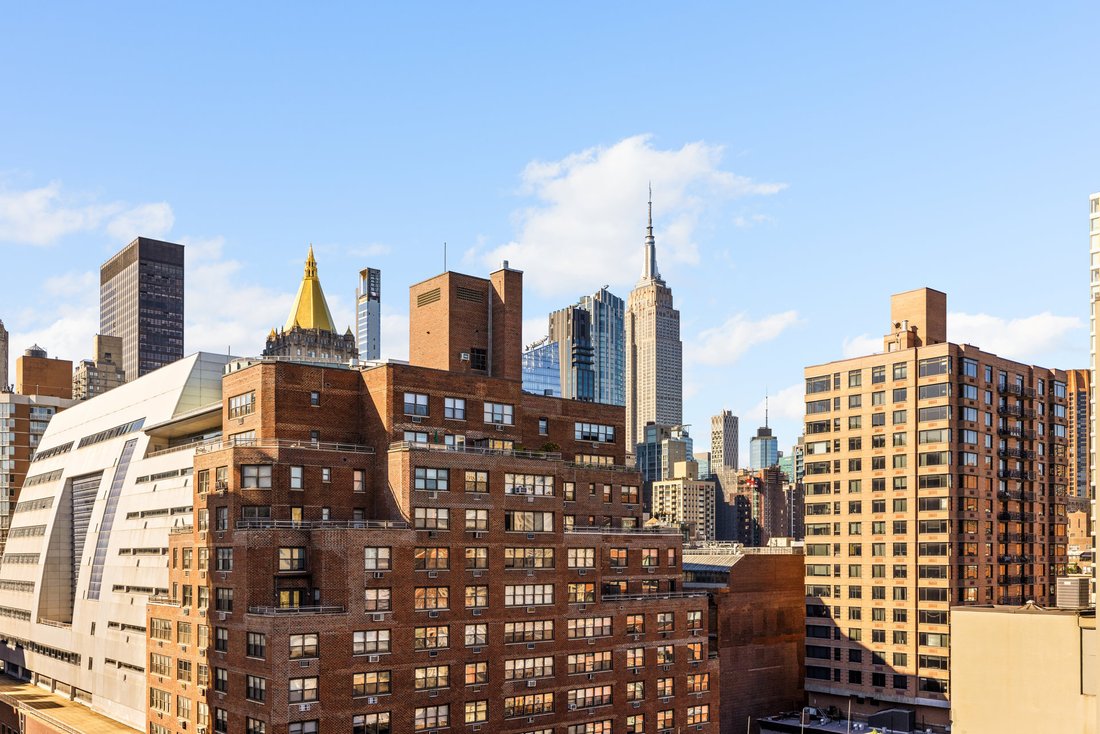 Co Op in New York, New York, United States 4 - 18910735