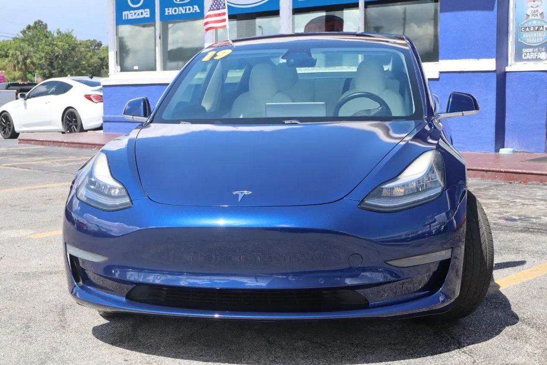 Sedan in Orlando, FL, United States 4 - 18920262