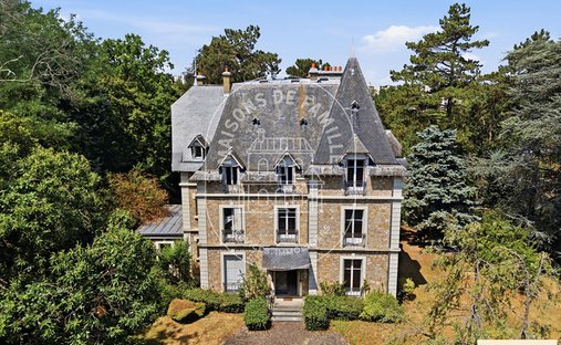 Villa in Jonchere-Malmaison-Saint Cucufa, Rueil-Malmaison, France 1