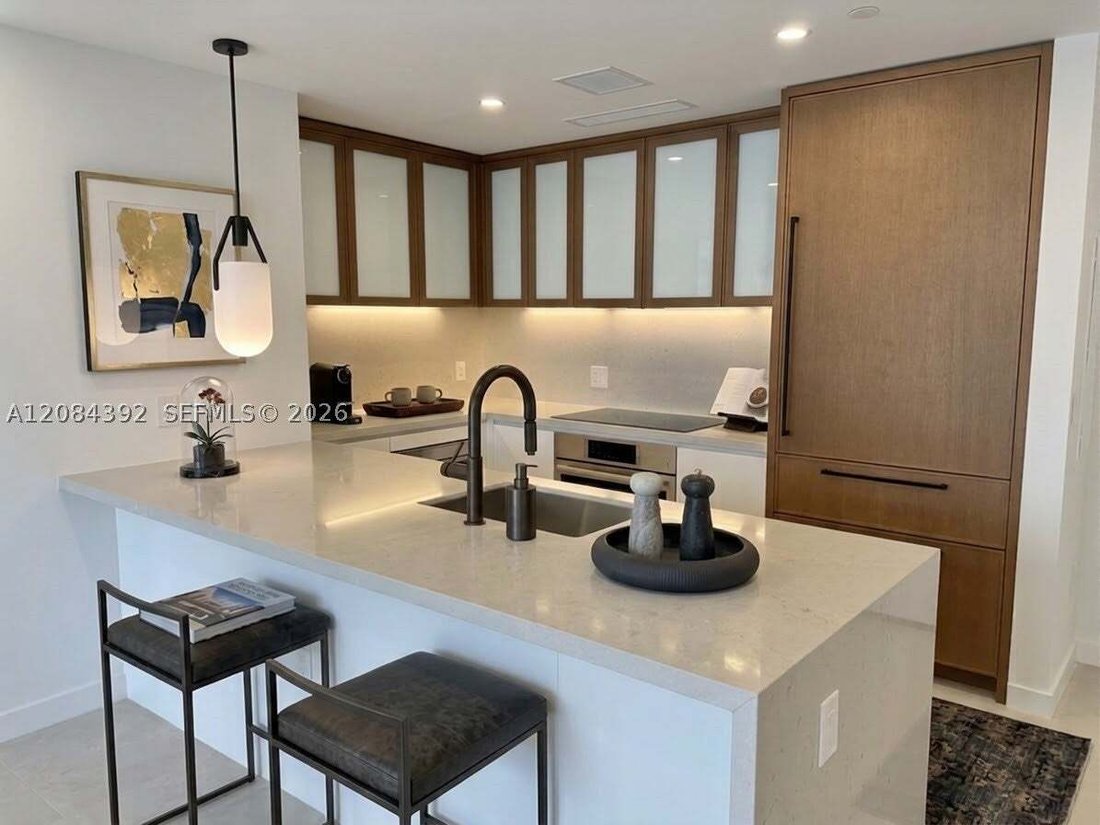 Condo in Miami, Florida, United States 3 - 18909714