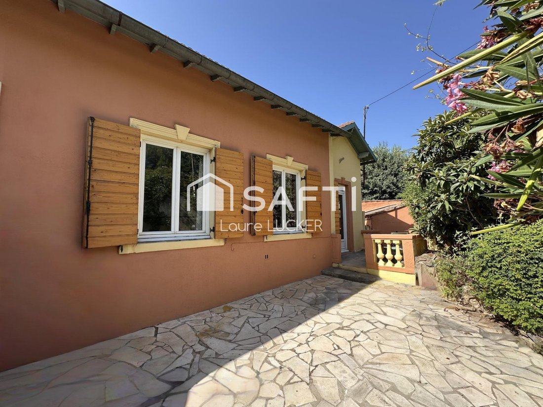 House in Le Revest-les-Eaux, Provence-Alpes-Côte d'Azur, France 4 - 18588066
