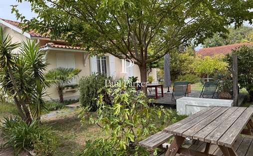 Villa in Centre Cap Ferret, Lège-Cap-Ferret, France 1