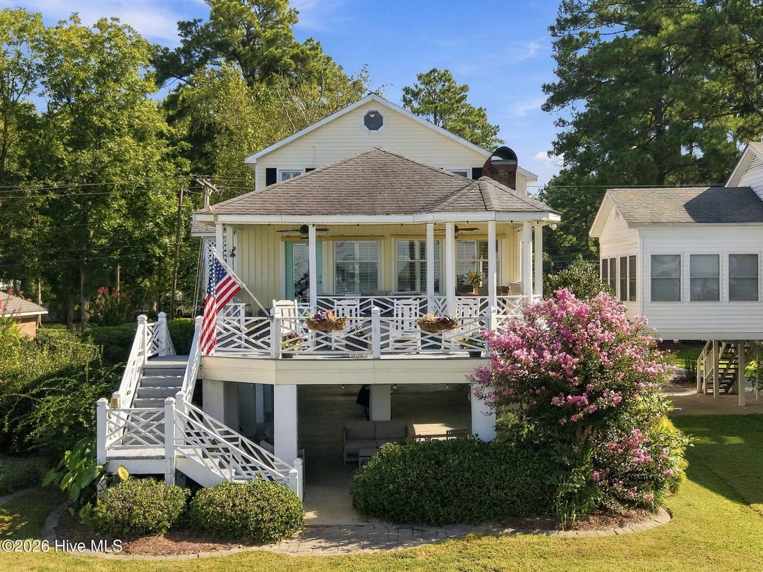 House in Washington, North Carolina, United States 1 - 18909789