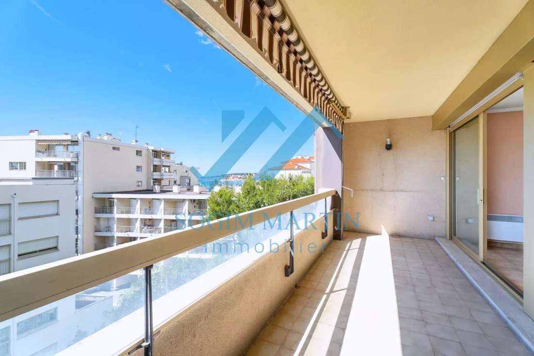 Apartamento en Menton, Provenza-Alpes-Costa Azul, Francia 2 - 18907474