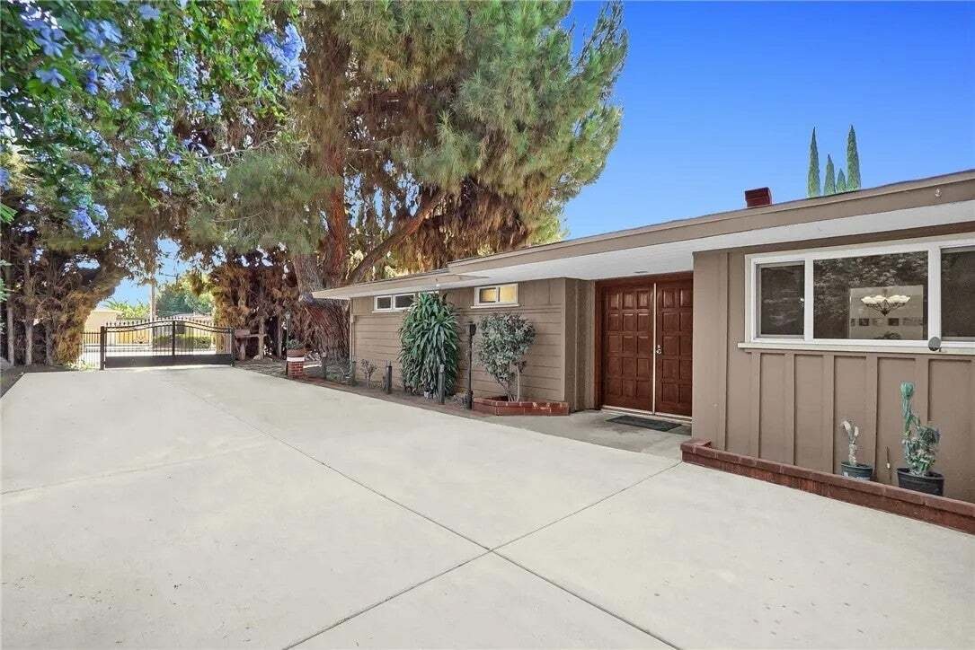 House in El Monte, California, United States 2 - 18913304