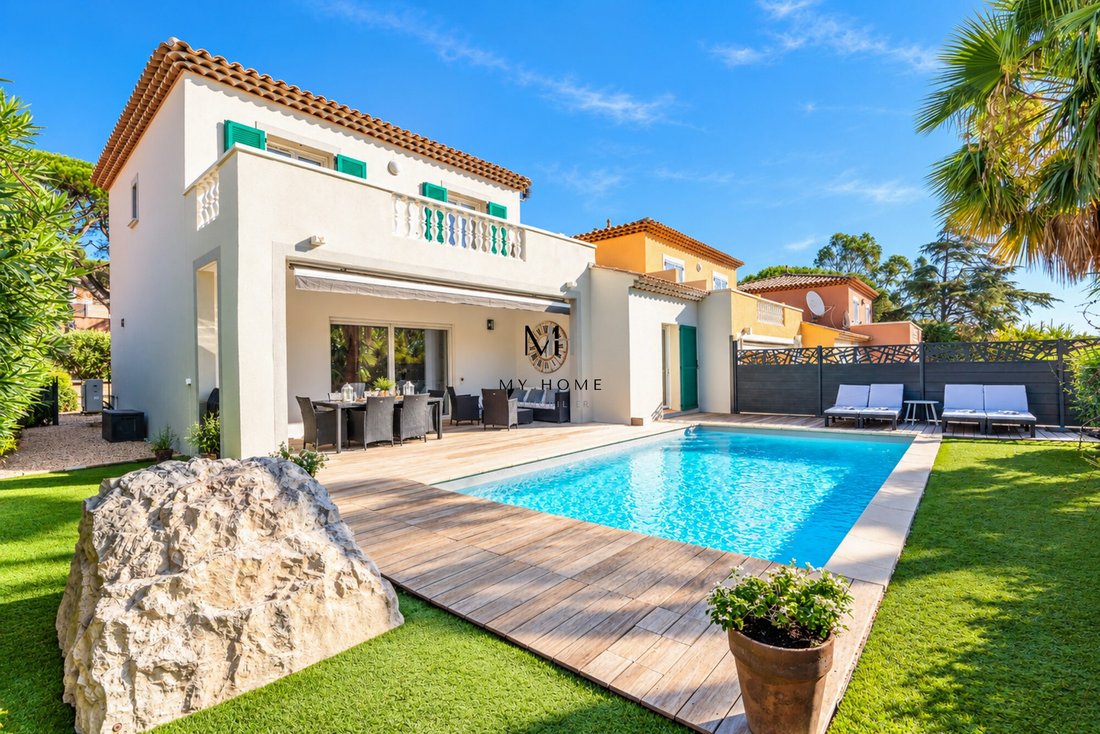 House in Ville-Les Saquedes-Le Bouillonnet, Sainte-Maxime, France 1 - 18918513