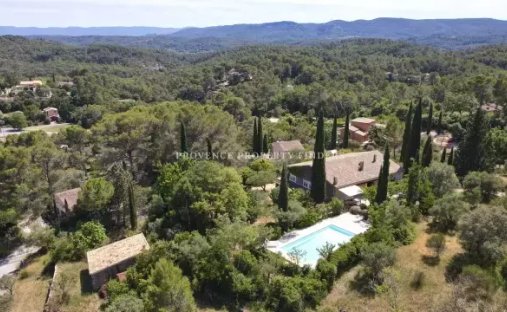 Maison à Est, Lorgues, France 1