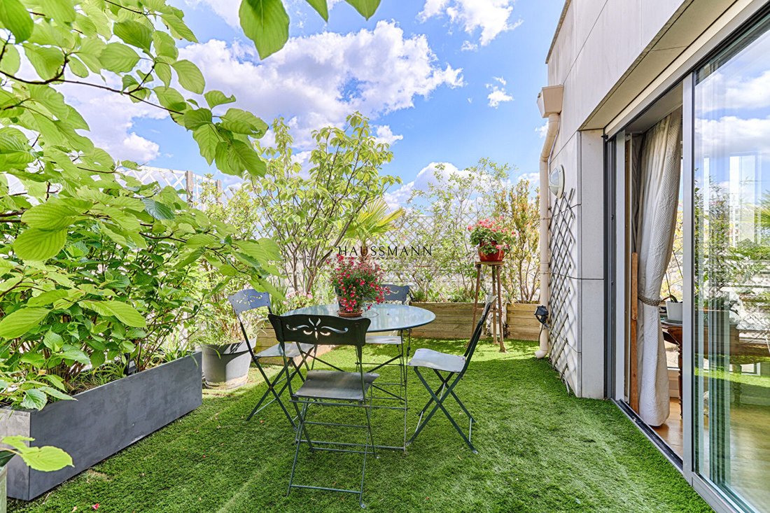 Apartment in Villiers-Cerdan, Levallois-Perret, France 2 - 18921194