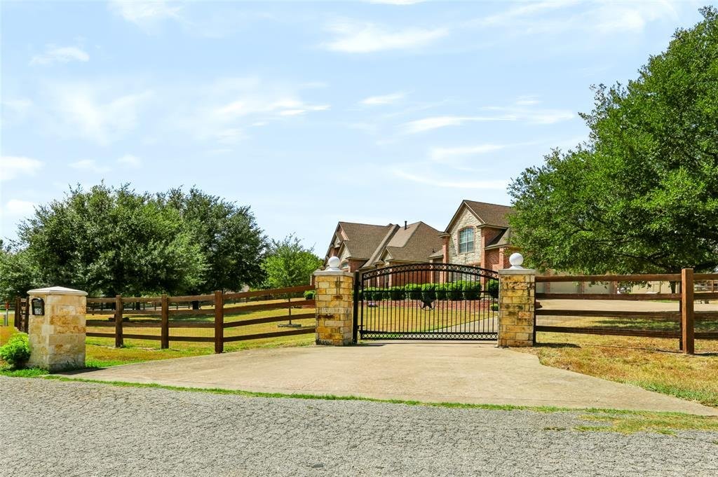 House in Cresson, Texas, United States 2 - 18913259