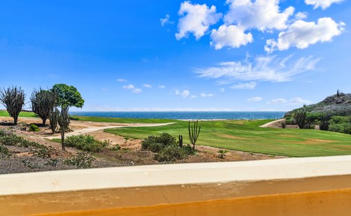 Townhouse in Noord, Aruba 1