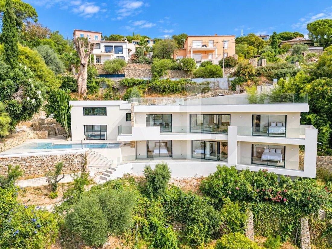Villa in Gabelle-Courcettes-Les Clos, Vallauris, France 1 - 16209784