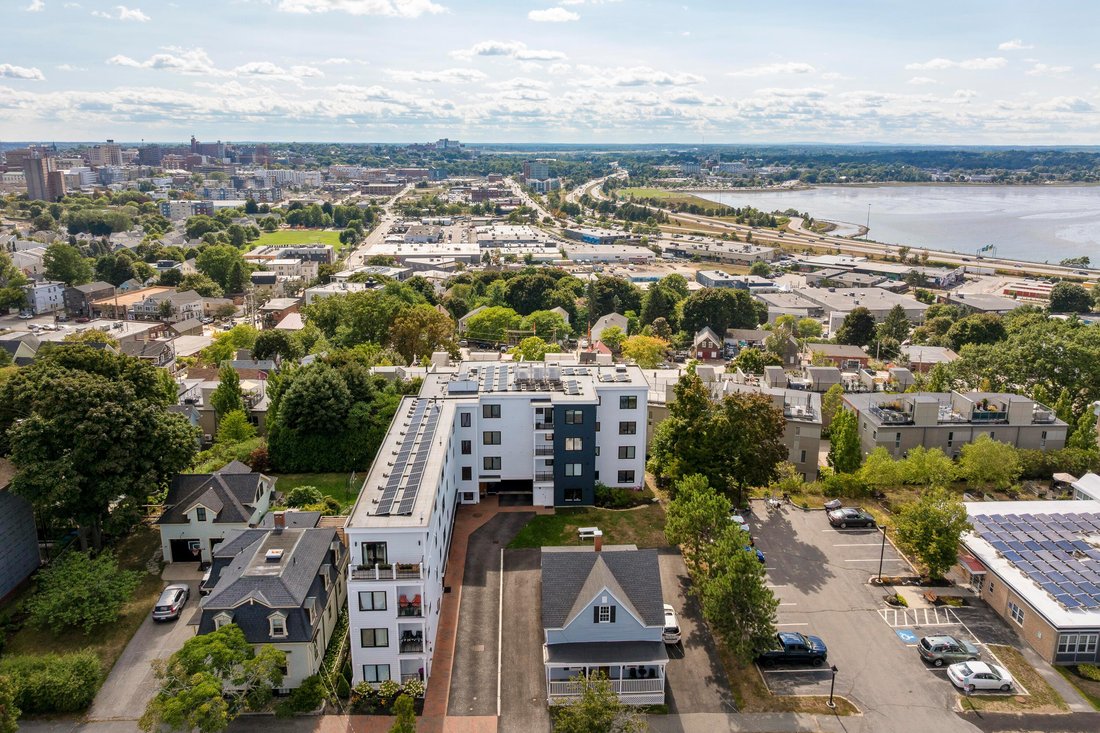 Condo in Portland, Maine, United States 2 - 18921884