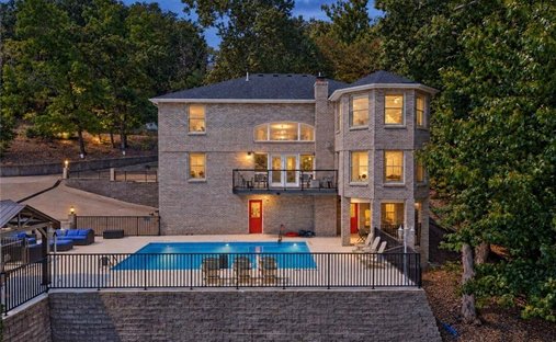 House in Lake Ozark, Missouri, United States 1