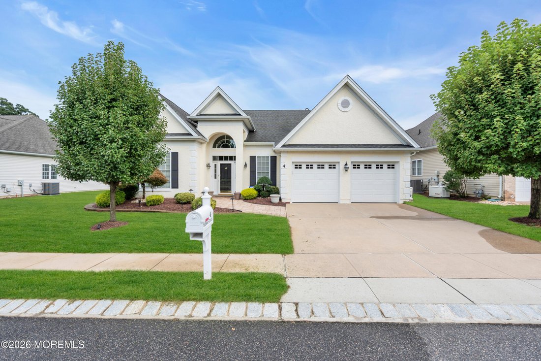 Freehold Township, New Jersey, United States 5 - 18897860