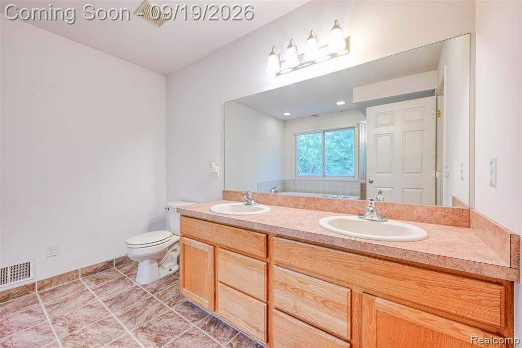 House in Novi, Michigan, United States 4 - 18913398