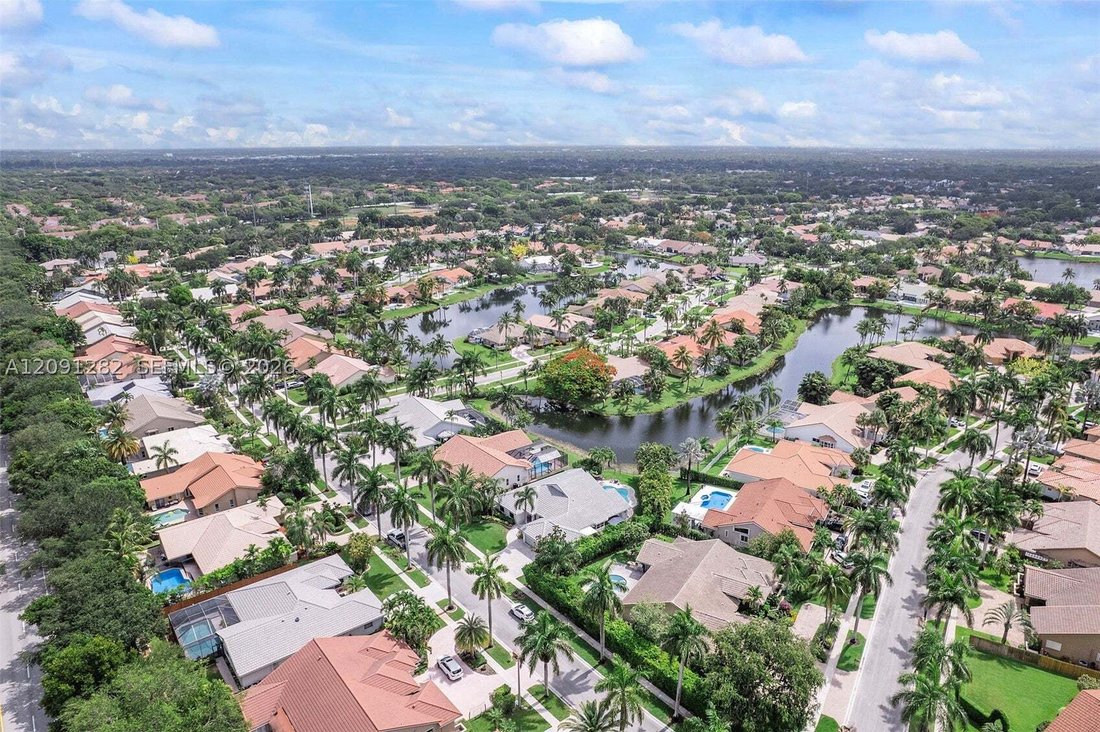 House in Davie, Florida, United States 4 - 18909699