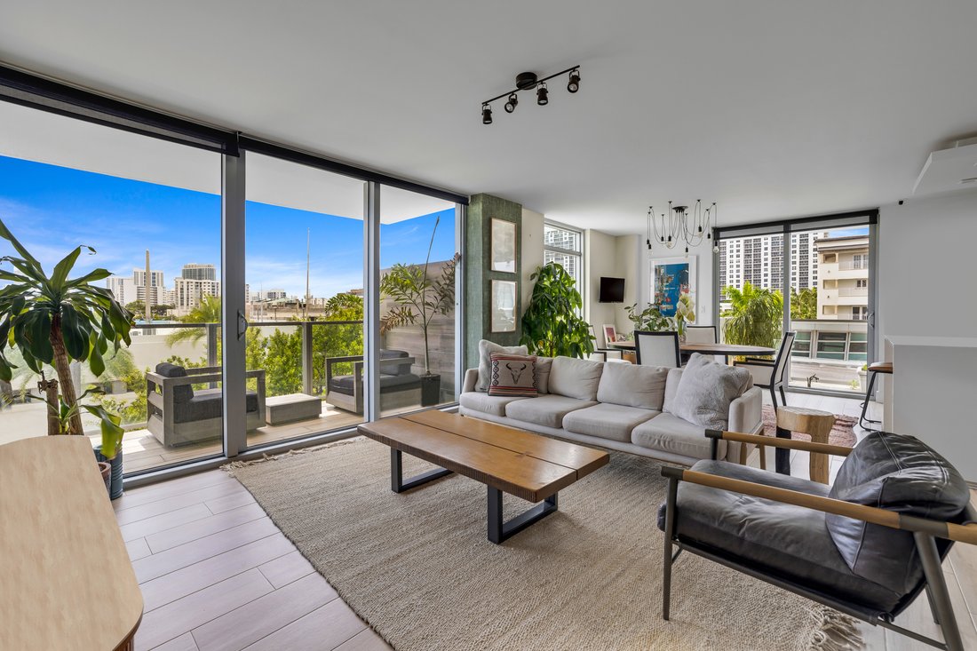 Condo in Miami Beach, Florida, United States 2 - 18913419