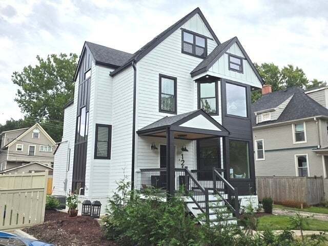 House in La Grange, Illinois, United States 1 - 18900486