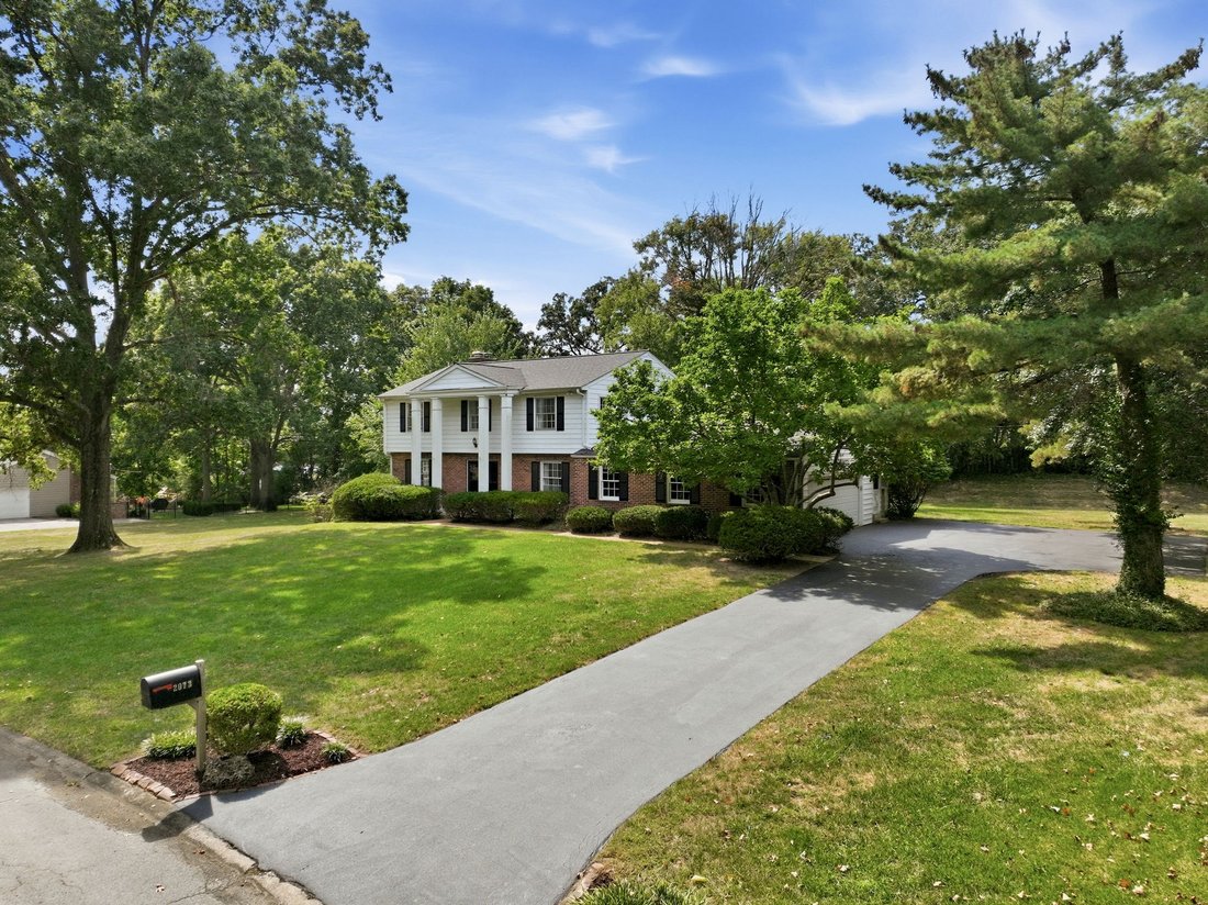 House in Town and Country, Missouri, United States 2 - 18905119