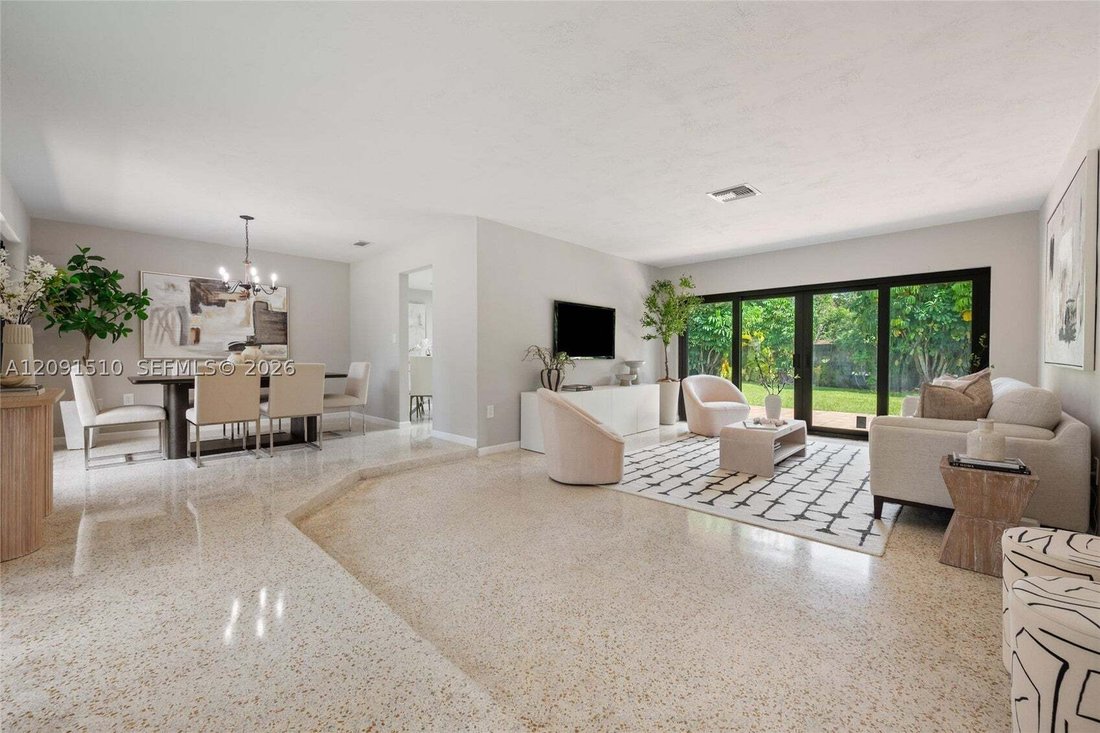 House in Miami, Florida, United States 4 - 18905764