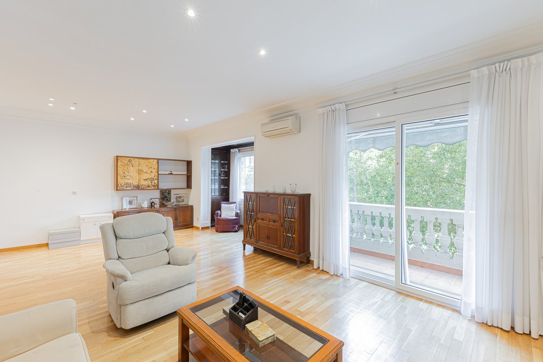 Appartamento a Eixample, Barcellona, Spagna 4 - 18459534