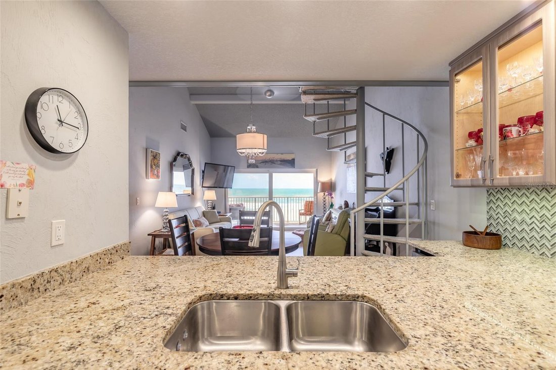 Condo in New Smyrna Beach, Florida, United States 5 - 18909089