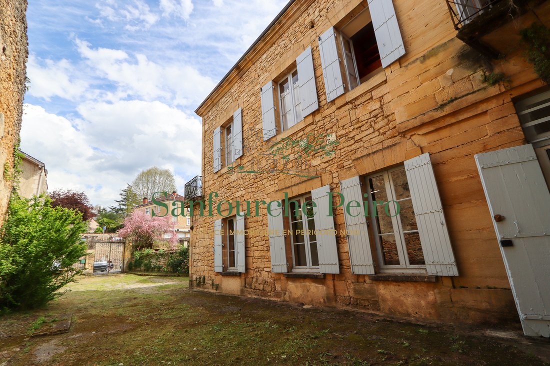 Appartamento a Sarlat-la-Canéda, Nuova Aquitania, Francia 2 - 16502172