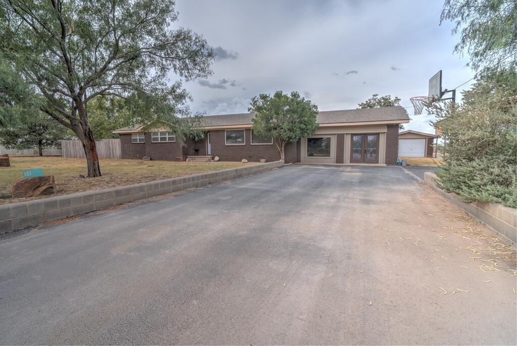House in Midland, Texas, United States 1 - 18918680