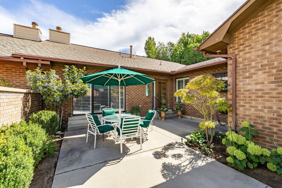 Condo in Cottonwood Heights, Utah, United States 2 - 18921713