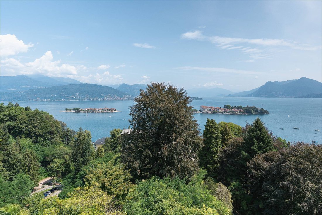 Villa in Stresa, Piedmont, Italy 4 - 18905098
