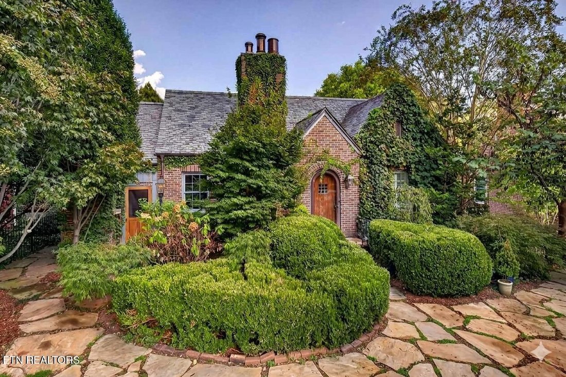 House in Knoxville, Tennessee, United States 1 - 18909819