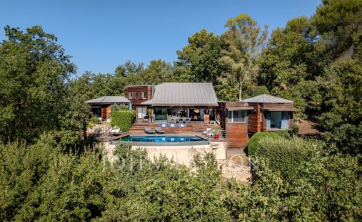 Villa in Grasse, Provence-Alpes-Côte d'Azur, France 1