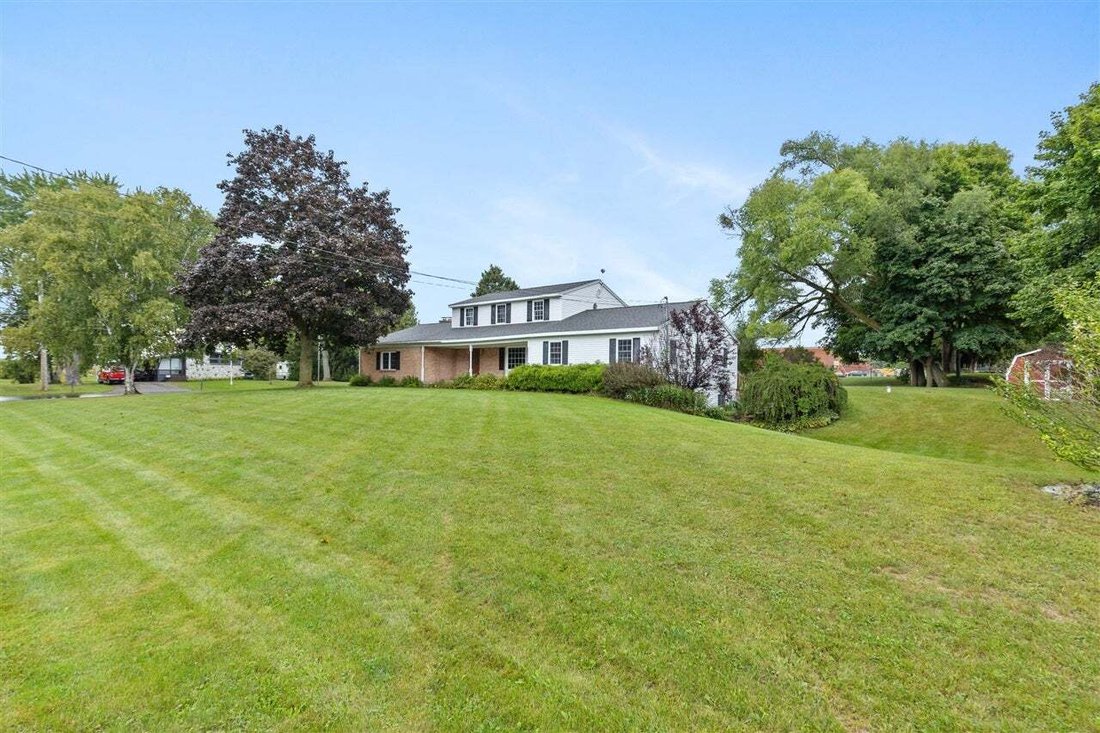 House in Kent City, Michigan, United States 3 - 18919701