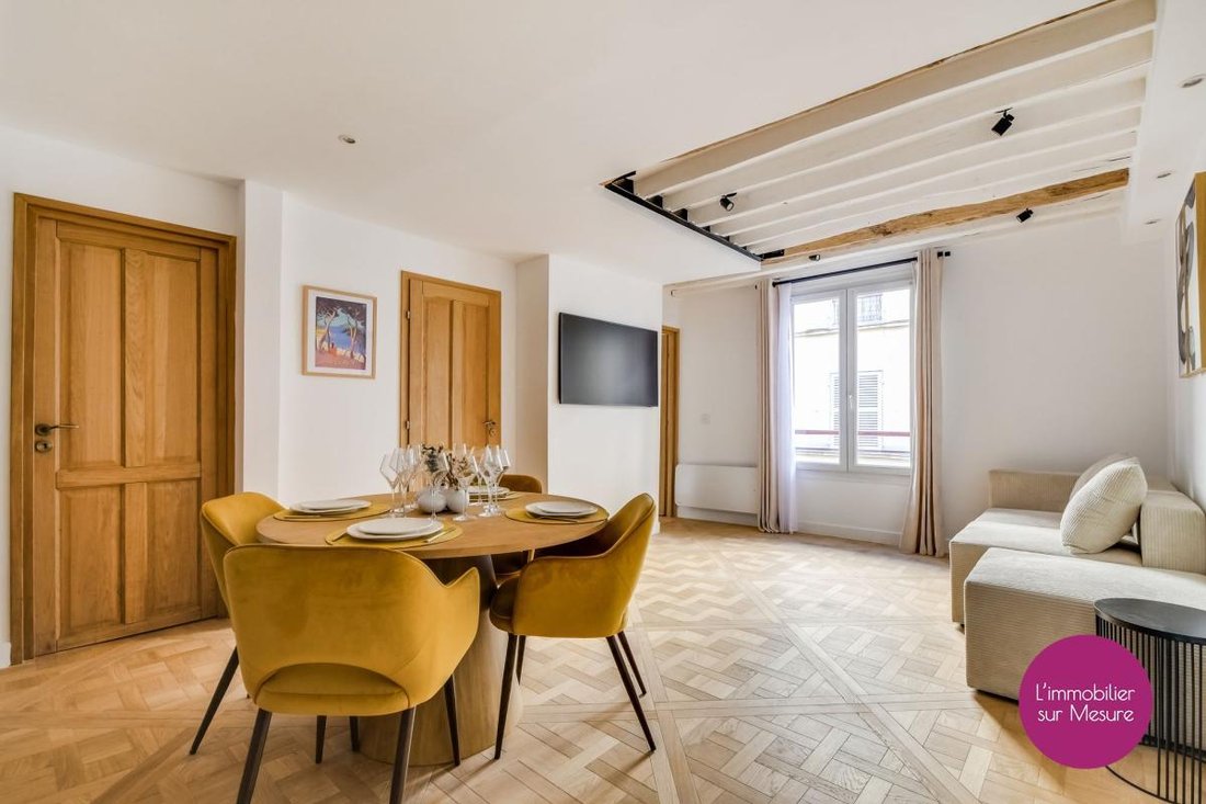 Apartment in Porte Saint Denis-Paradis, Paris 10e Arrondissement, Paris 2 - 18907181
