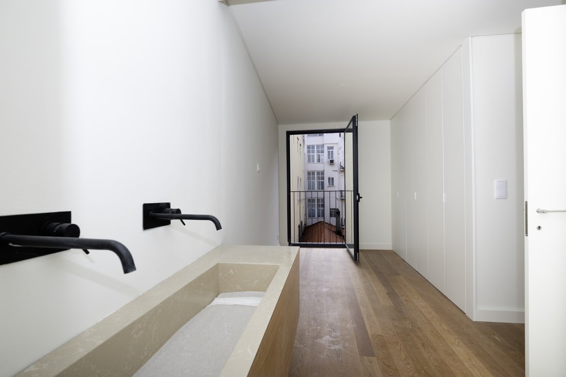 Apartment in Santo Antonio, Lisbon, Portugal 5 - 18907928