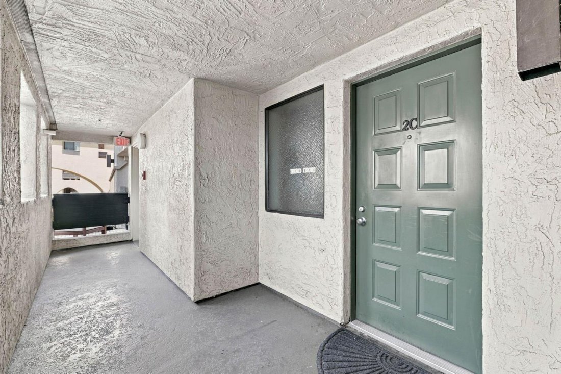 Condo in Palo Alto, California, United States 5 - 18909440