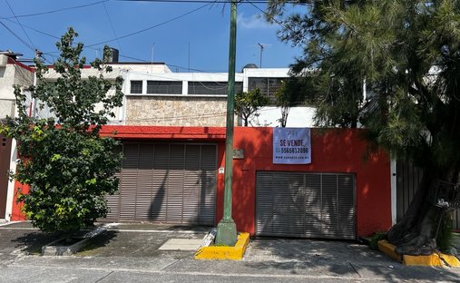 House in Naucalpan de Juárez, State of Mexico, Mexico 1