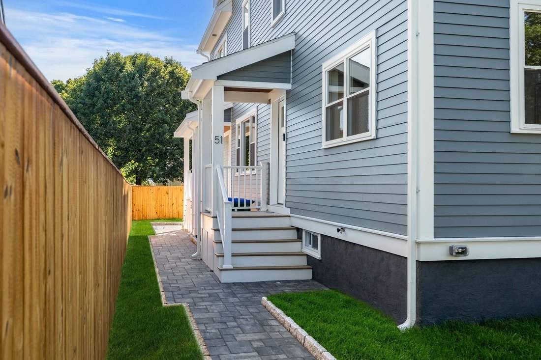 House in Medford, Massachusetts, United States 2 - 18912708